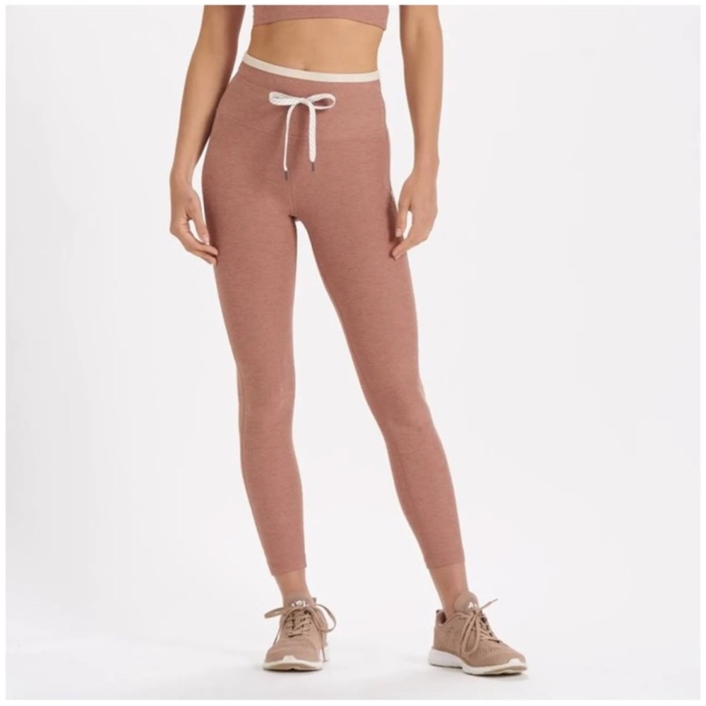 NWOT Vuori High-Waisted Pink Leggings with White Tie